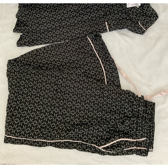 SOLD OUT Stars  above set pjs woman’s - Picture 2 of 13